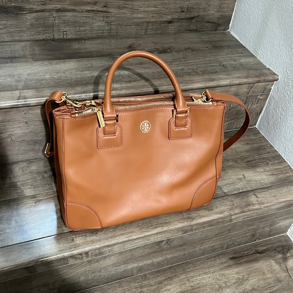 Tory Burch Robinson Double Zip Tote